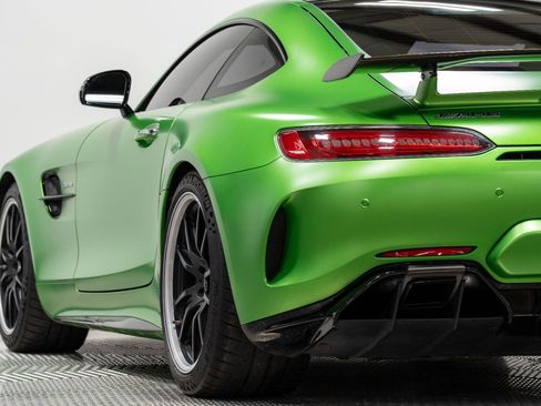 Used 2018 Mercedes-Benz AMG GT R image 14