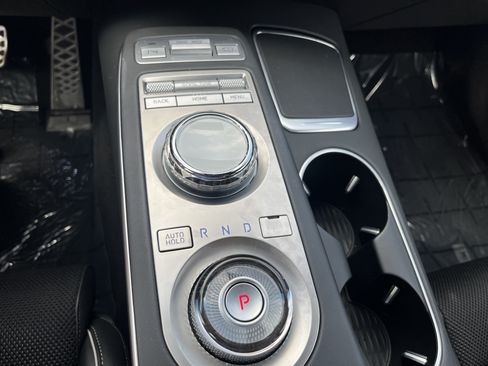 Used 2025 Genesis GV70 3.5T Sport AWD/4WD image 29