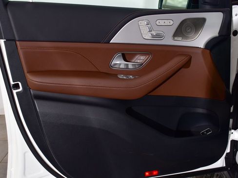 Certified 2025 Mercedes-Benz GLE 53 AMG 4MATIC Coupe image 10