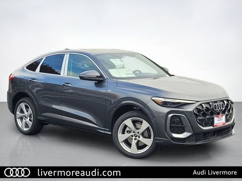 New 2025 Audi Q5 Premium Plus AWD/4WD image 1