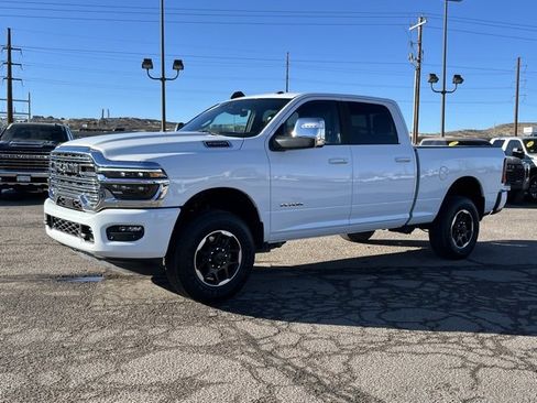 Used 2025 RAM 2500 Laramie image 1