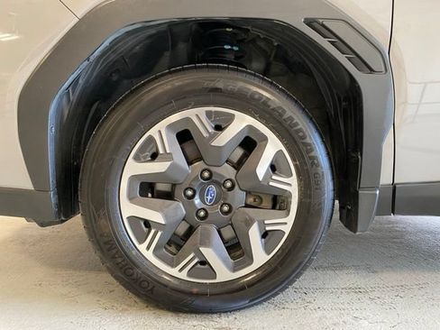 Used 2026 Subaru Forester Premium AWD/4WD image 5