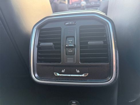 Used 2019 Porsche Macan S image 29