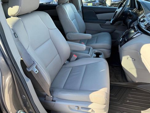 Used 2014 Honda Odyssey EX-L image 38