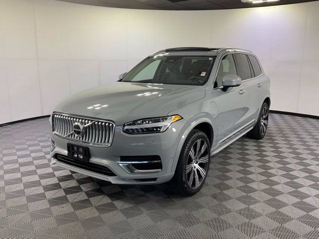 Certified 2025 Volvo XC90 T8 Plus AWD/4WD 360° Tour
