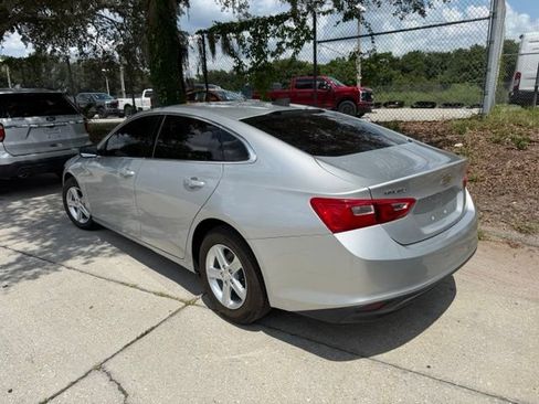Used 2020 Chevrolet Malibu LS FWD image 4