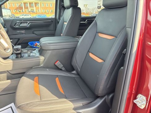 New 2026 GMC Sierra 1500 AT4 w/ AT4 Premium Package AWD/4WD image 11