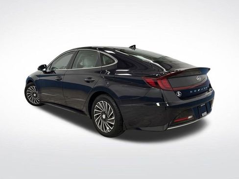 Used 2023 Hyundai Sonata Limited image 3