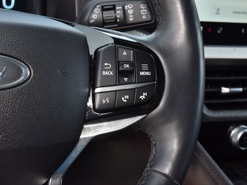 Certified 2025 Ford Explorer Platinum w/ Ultimate Package image 26