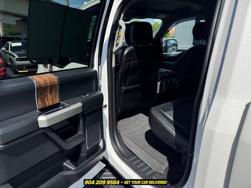 Used 2020 Ford F150 Lariat w/ Equipment Group 502A Luxury AWD/4WD image 24