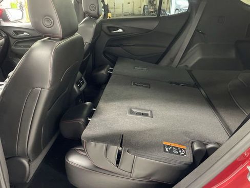 Used 2023 Chevrolet Equinox RS w/ RS Leather Package AWD/4WD image 24