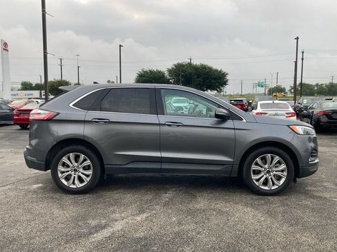 Used 2023 Ford Edge Titanium AWD/4WD image 4