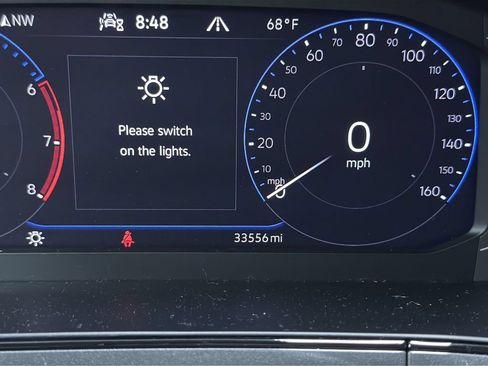 Used 2023 Volkswagen Taos SEL AWD/4WD image 12