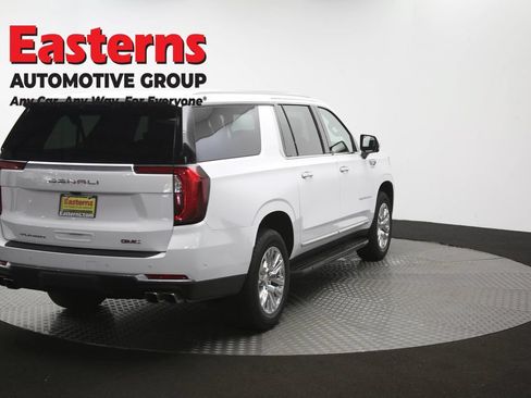 Used 2025 GMC Yukon XL Denali AWD/4WD image 46
