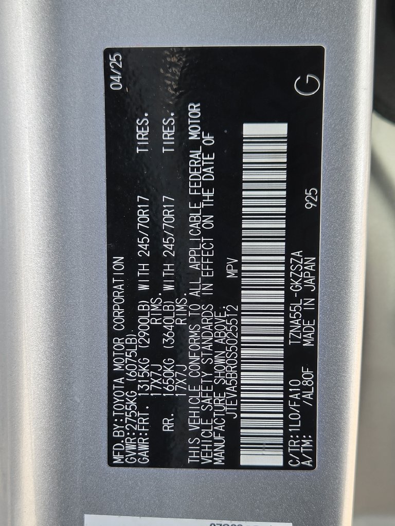 Used 2025 Toyota 4Runner 4WD image 30