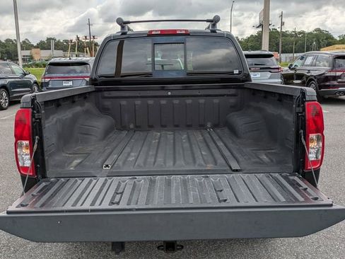 Used 2018 Nissan Frontier PRO-4X AWD/4WD image 13