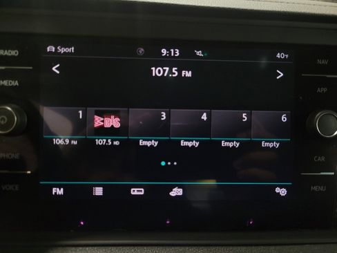 Used 2020 Volkswagen Jetta SEL Premium FWD image 25