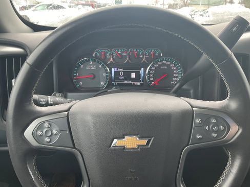 Used 2017 Chevrolet Silverado 1500 LT w/ Rally 2 Edition image 9