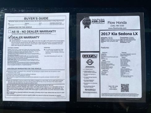 Used 2017 Kia Sedona LX w/ LX Essentials Premium Package FWD image 37