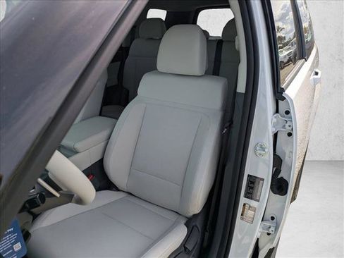 New 2026 Hyundai Santa Fe SE FWD image 15
