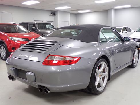 Used 2006 Porsche 911 Carrera S image 2