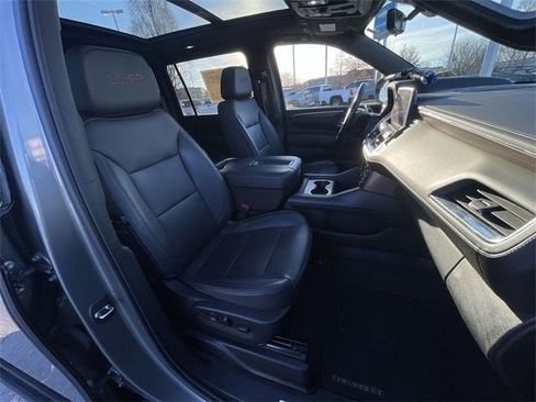 Certified 2022 Chevrolet Suburban High Country image 29