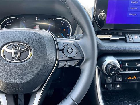 Certified 2025 Toyota RAV4 XSE AWD/4WD image 25