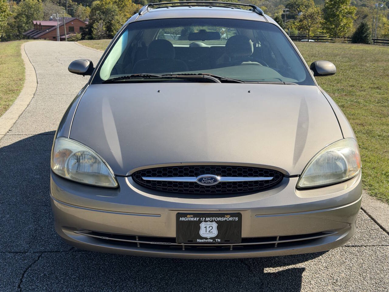 Used 2002 Ford Taurus SE FWD image 5