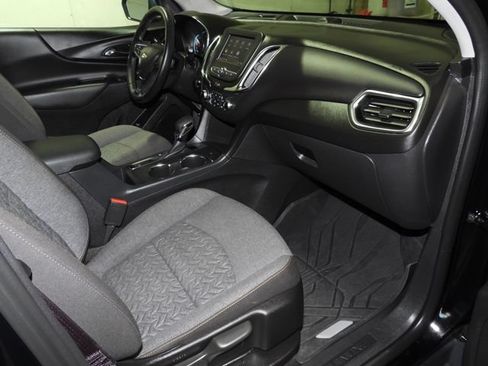 Used 2024 Chevrolet Equinox LT w/ LPO, Floor Liner Package FWD image 41