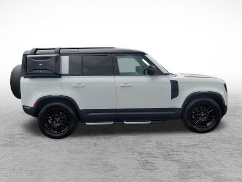 Used 2024 Land Rover Defender 110 S AWD/4WD image 4