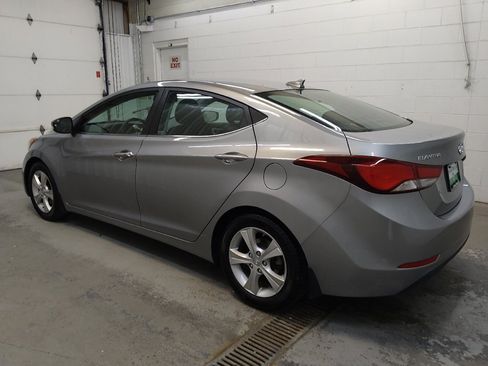 Used 2016 Hyundai Elantra Value Edition FWD image 3