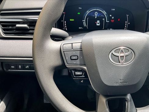 Certified 2025 Toyota Camry LE w/ Convenience Package FWD image 24