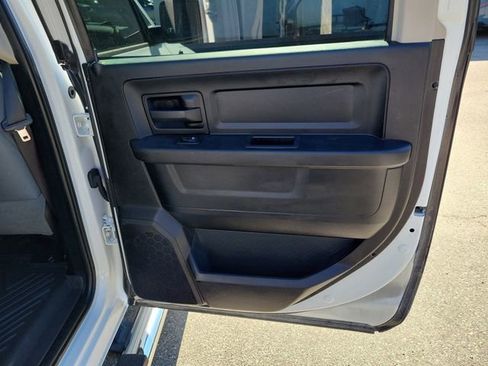 Used 2017 RAM 1500 Express image 27