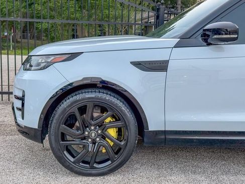 Used 2018 Land Rover Discovery HSE Luxury AWD/4WD image 25