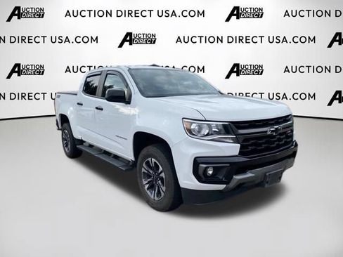Used 2022 Chevrolet Colorado Z71 AWD/4WD image 5