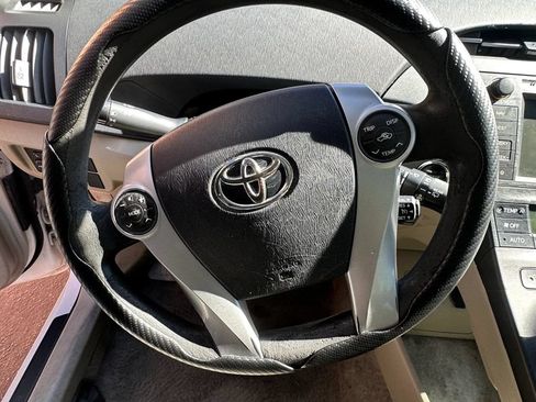 Used 2011 Toyota Prius Two FWD image 5