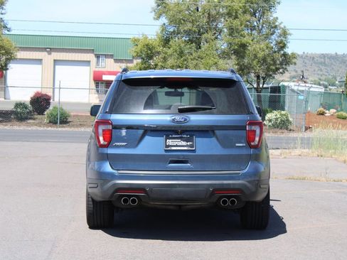Used 2019 Ford Explorer Sport AWD/4WD image 4