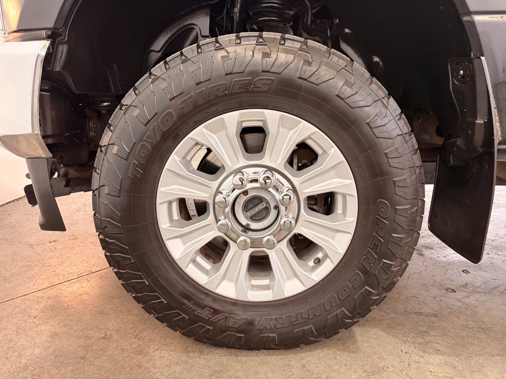 Used 2021 Ford F350 XL w/ STX Appearance Package AWD/4WD image 14