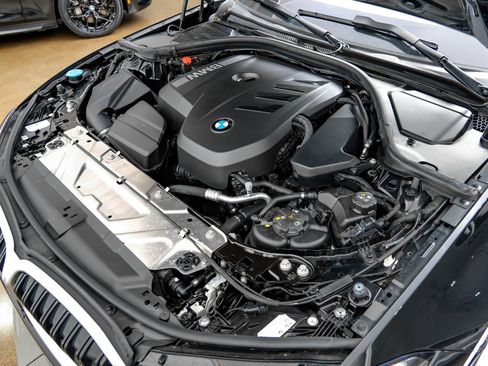 Used 2025 BMW 330i Sedan w/ Convenience Package RWD image 64