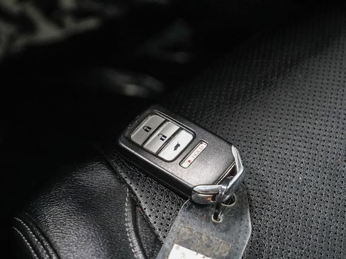 Used 2021 Honda HR-V EX-L image 28