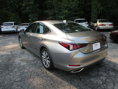 Used 2021 Lexus ES 350 w/ Premium Package FWD image 7
