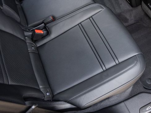 New 2026 Porsche Cayenne Turbo image 45