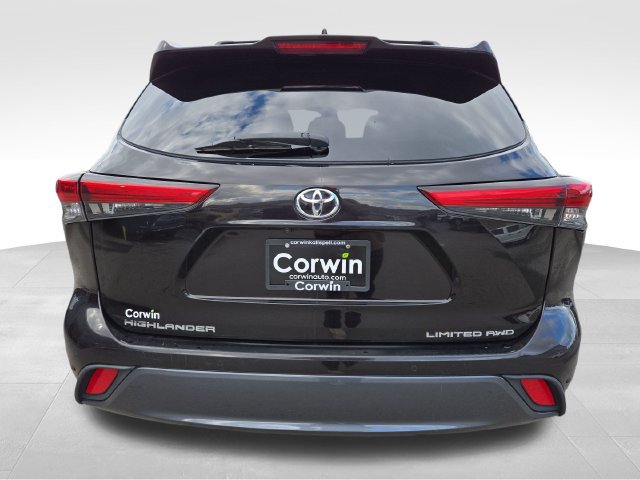 Used 2020 Toyota Highlander Limited AWD/4WD image 14