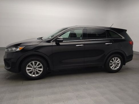 Used 2020 Kia Sorento L FWD image 2