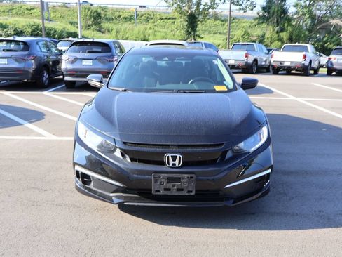 Used 2019 Honda Civic LX image 2