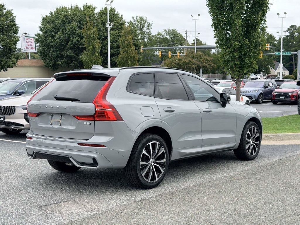 Used 2024 Volvo XC60 B5 Plus w/ Protection Package Premier AWD/4WD image 21