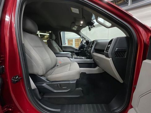 Used 2019 Ford F150 XLT image 22