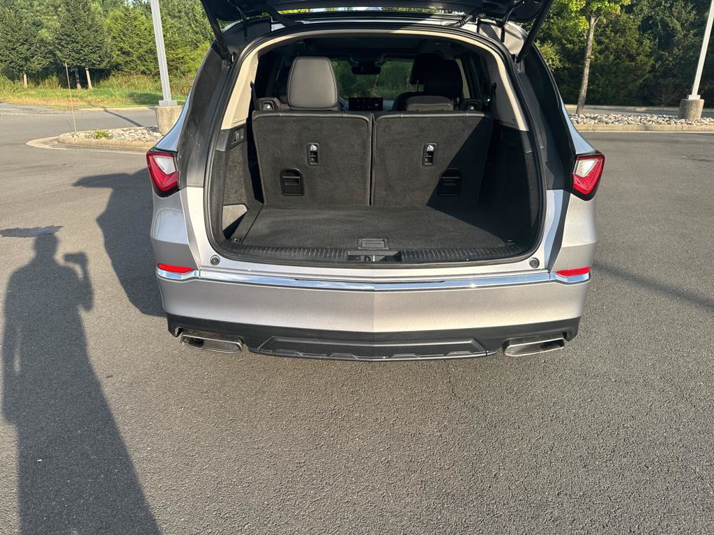 Certified 2024 Acura MDX SH-AWD image 33