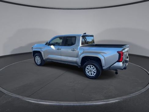 Used 2025 Toyota Tacoma SR5 image 12