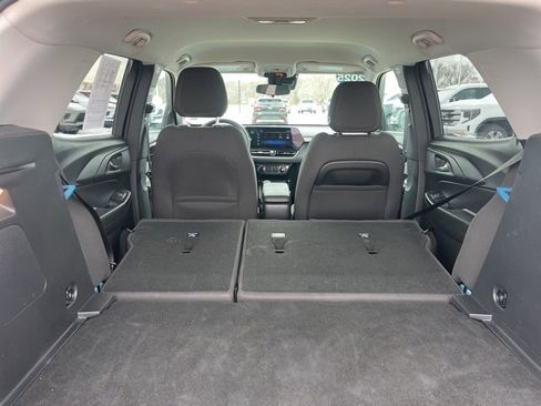 Used 2025 Chevrolet TrailBlazer LT image 37